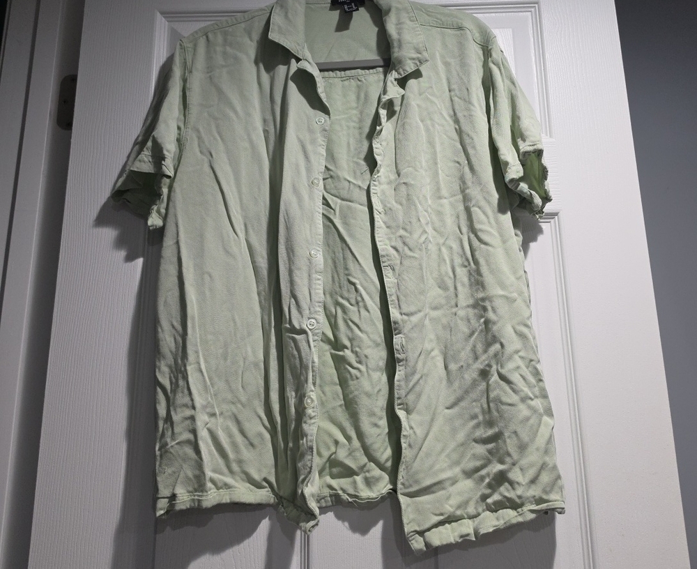 Forever 21 Light Green Short-Sleeve Shirt Jacket